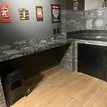 Charmoso apartamento 4 minutos Avenida Atlântica!! Wi-Fi e vaga privativa!!